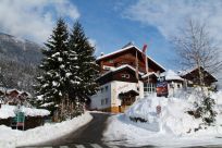 Skivakantie Wintersport Flattach Sporthotel Mölltal Haupthaus und Nebenhaus