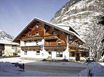 Skivakantie Wintersport Längenfeld Gasthof Pension Bergheimat und Nebenhaus
